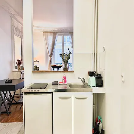 Apartment Arc De Triomphe 5 Minutes Away By Walk Paris
